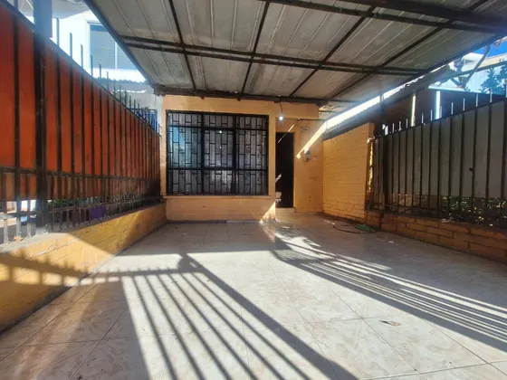 Casa Leonora Latorre, Maipu,  Remodelada Con Ampliación 