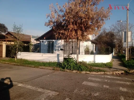 Casa En Venta De 4 Dorm. En Macul