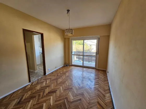 Venta Dto De 2 Amb En Carapachay