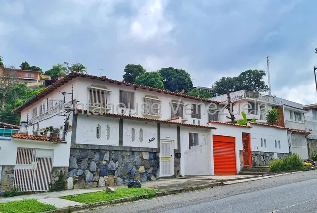 Casa En Venta El Cafetal Calle Santa Ana- Ab - 25-13196