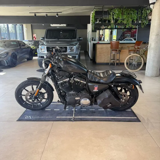 Harley Davidson Iron 883