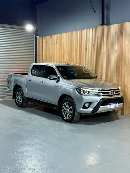 Toyota Hilux Pick-up 2.8 Cd Srx 177cv 4x4 At