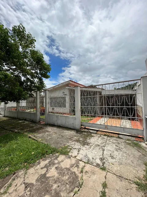 Alquila Casa Urb. Trigal Centro (calle Abierta)