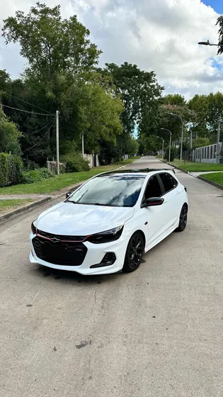 Chevrolet Onix 1.0t Hb Rs