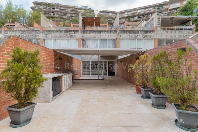 Townhouse En Venta En Villa Nueva Del Hatillo Cr- 25-12707