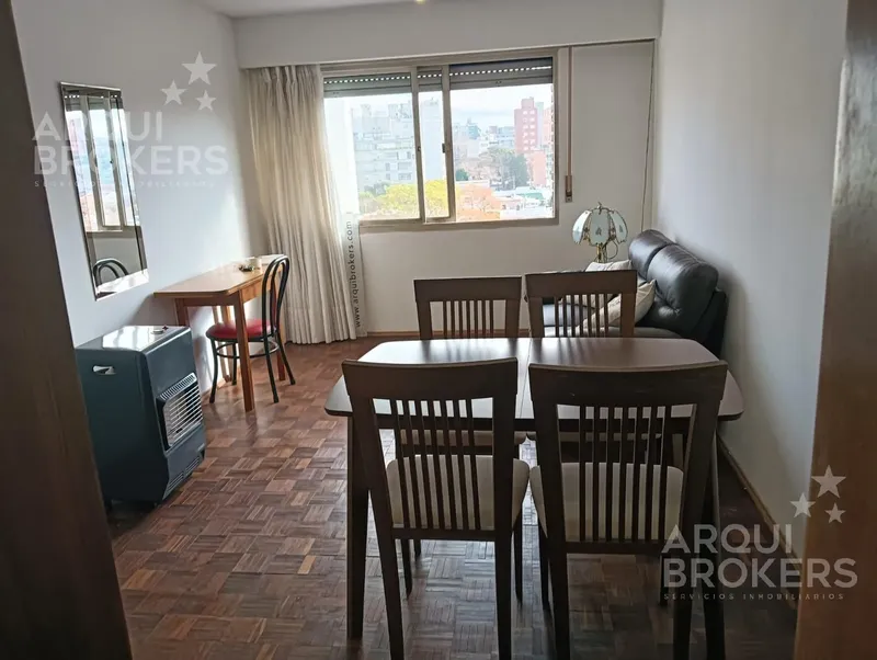 Apartamento En  Alquiler De Un Dormitorio Con Muebles En Parque Batlle