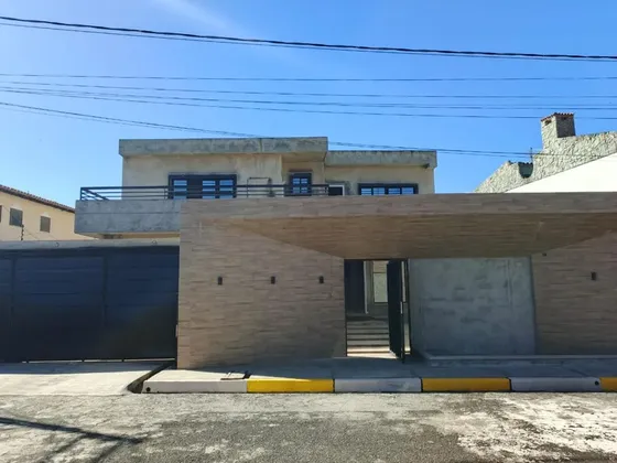 Nueva A Estrenar