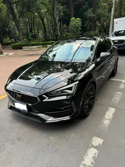 Cupra Leon 300hp