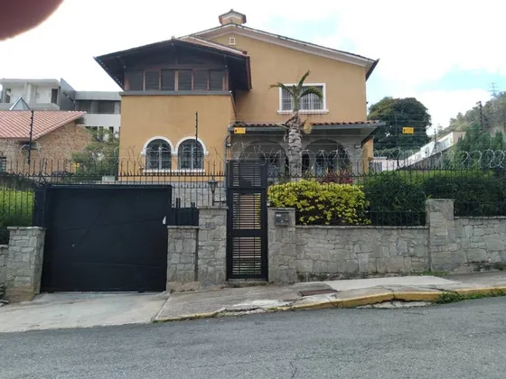 Casa En Venta. Altamira Chacao.