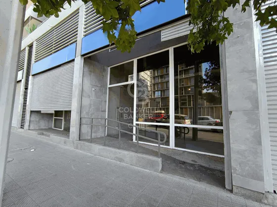 Local De 169m2 En Vicuña Mackenna Pte.