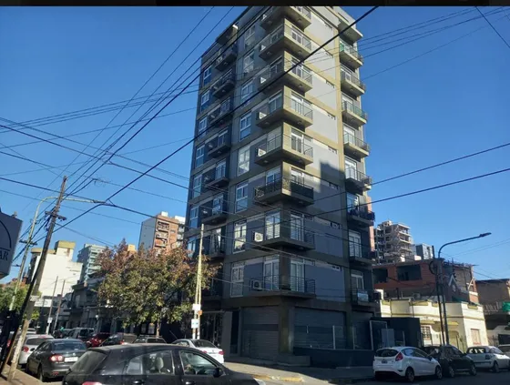 Venta Monoambiente Con Division Movible Quilmes Centro