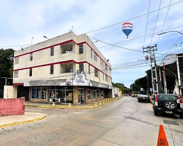 Edificio Con Gran Potencial En La Asunción, Isla De Margarita, Estado Nueva Esparta