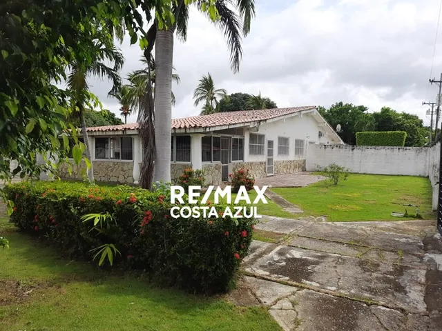 En Venta Casa Campestre Con Una Construcción De 323 Metros Cuadrados En Las Granjas El Tuque En Tucacas