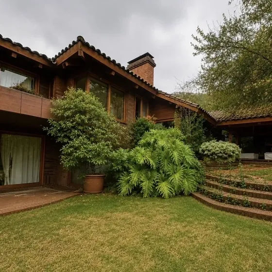 Casa Mirene Perez Amplio Terreno A Pasos De La Costanera