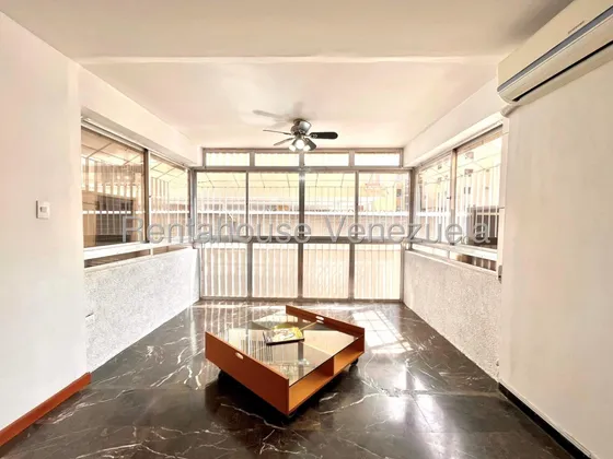 Apartamento En Alquiler En Los Palos Grandes 