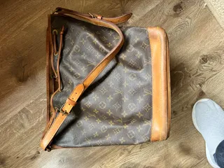 Carriel louis vuitton hombre hotsell