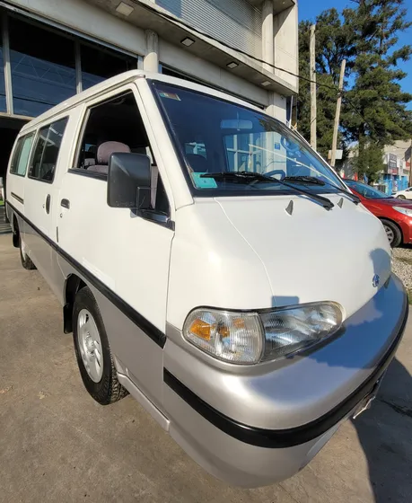 Hyundai H100 2.5 12 Pas Spr Minibus