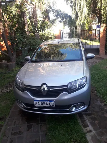 Renault Logan 1.6 Privilege Plus 105cv