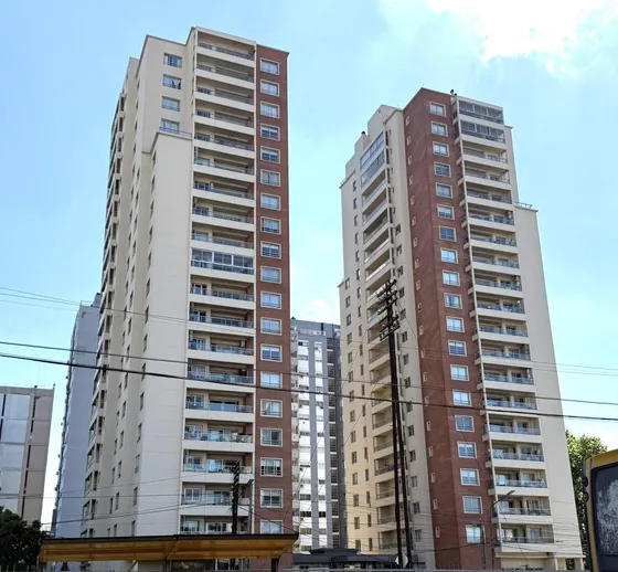 Departamento En  Venta 3 Amb. C/ Cochera  - Edicio C/ Sum - Gym - Piscina - Vigilancia 24 Hs