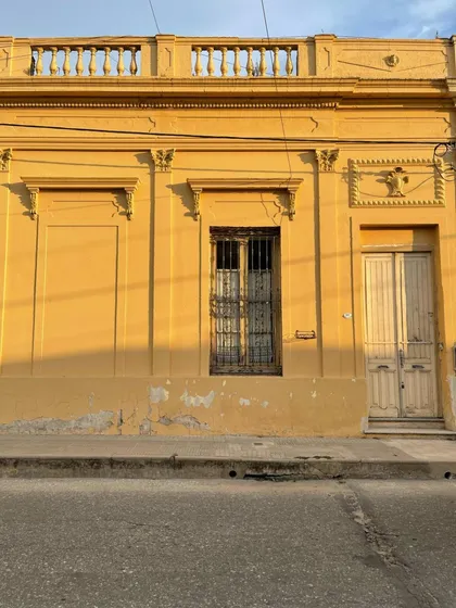 Casa Céntrica En Venta.