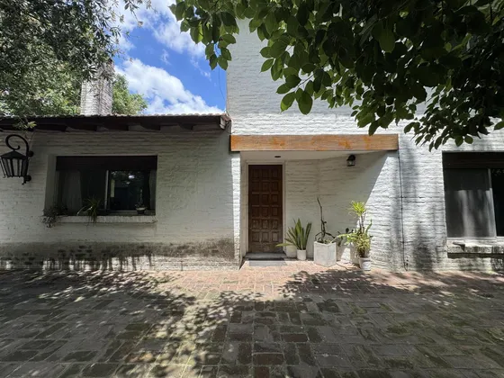 Casa En  Venta En Santa Rita 4 Dormitorios