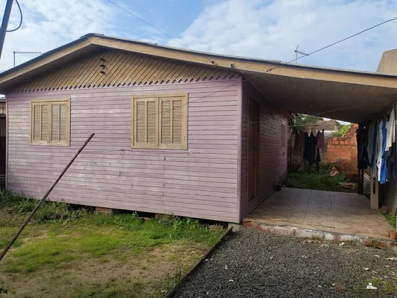 Vendo Casa De Eucalipto Com Forro Em Pinus De 3 Dormitorios
