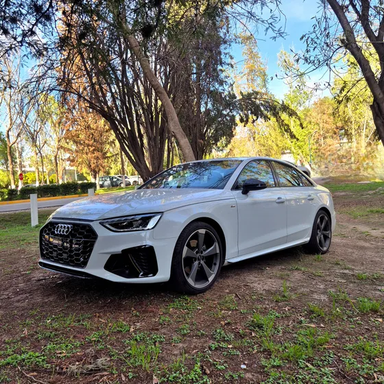 Audi A4 2.0 T 40 Tfsi S Line 190hp