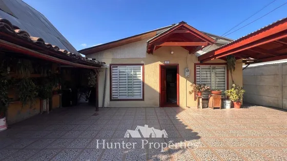 Casa En Venta De 3 Dorm , 2 Baños 76 M2 Construidos En Talca