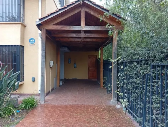 Casa En Arriendo De 4 Dorm. En Jardin Alto. La Florida