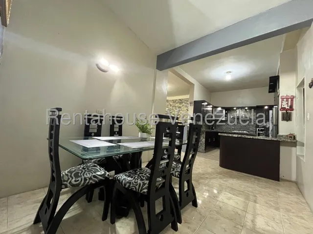 Dennymar, Vende Bella Casa De 2 Niveles, Diseñada Y Ambientada Armónicamente Para Brindar Confort En Cada Espacio, 4 Habi, 4 Baños, Cocina Moderna Y Con Finos Acabados Contáctame B5a0690 