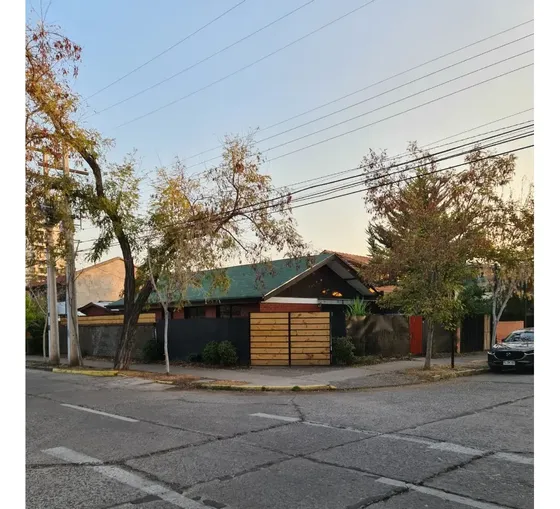 Casa En Venta En Ñuñoa