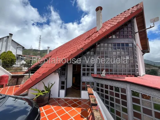 Casa En Venta En La Colonia Tovar Aragua 25-19810 Irrr