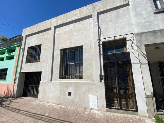 Casa En Venta En Campana Excelente Ubicación Oportunidad Única Inversión Centro