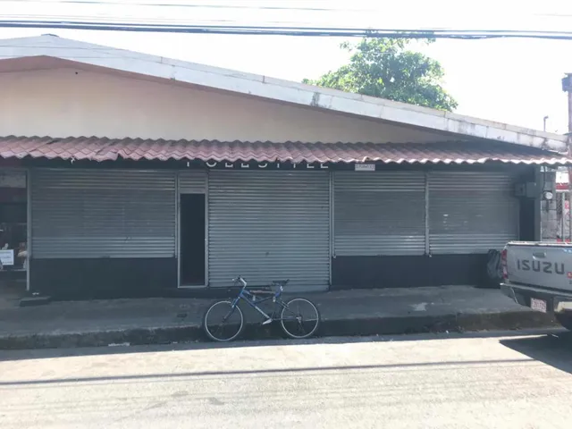 Alquilo Local Comercial Grande En Orotina Centro