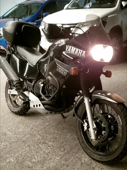 Yamaha Super Tenere Xtz 750c.c. 