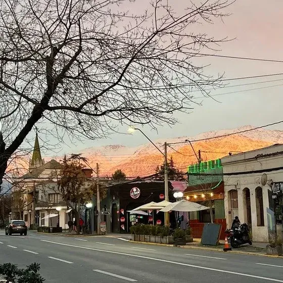 En El Barrio Más Encantador De Ñuñoa, Full Conectividad