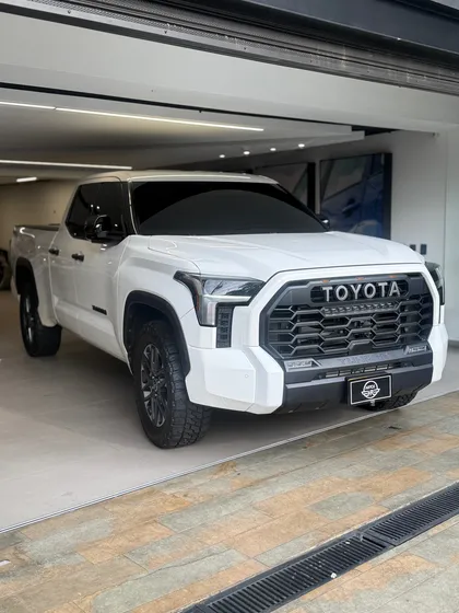 Toyota Tundra Sr5