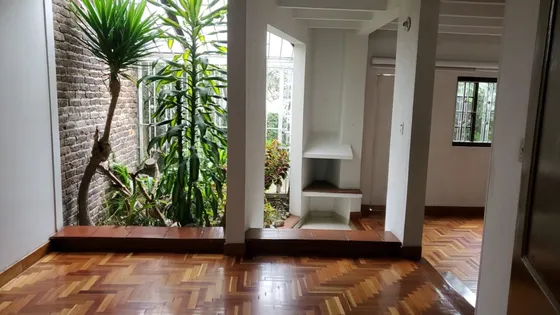 Excelente Casa En Zona Exclusiva De Bogotá