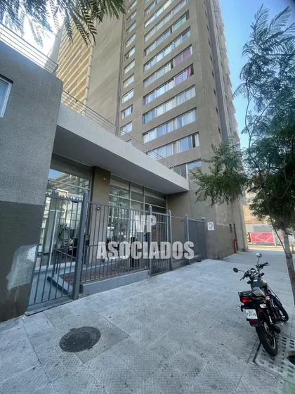 Oportunidad Depto Con 2d Y 2b  En Piso 24, Stgo. 
