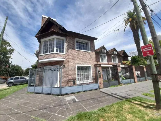 Duplex En Alquiler En Haedo Chico