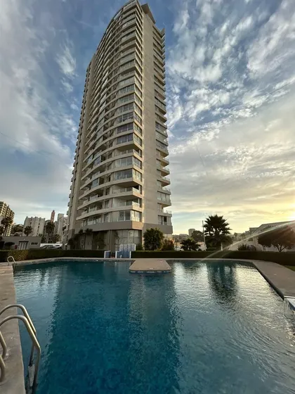 Departamento En Arriendo Costanera Amoblado.