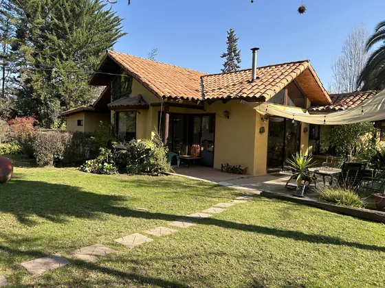 Arriendo En Condominio De Camino El Trébol