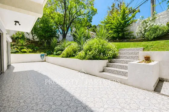 A Las Faldas Del Cerro San Luis, Jardín Privado, R...