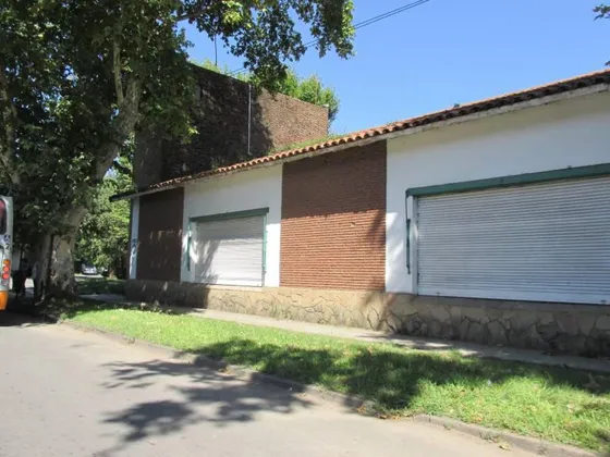 Avenida Presidente Perón  5501
