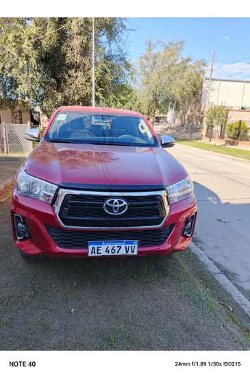 Toyota Hilux Pick-up 2.8 Cd Srv 177cv 4x4