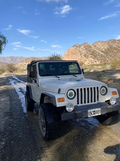 Jeep Wrangler 4.0 Soft Top