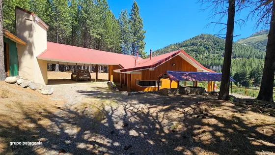 Casa En Venta En Orillas Del Caleufu -club De Campo-, Meliquina, San Martín De Los Andes, Patagonia Argentina
