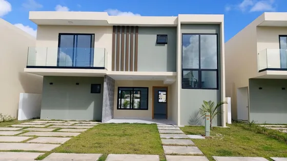 Villa Lista A Estrenar Ubicada En El Residencial Bávaro Punta Cana, 3 Hab, 2niv,