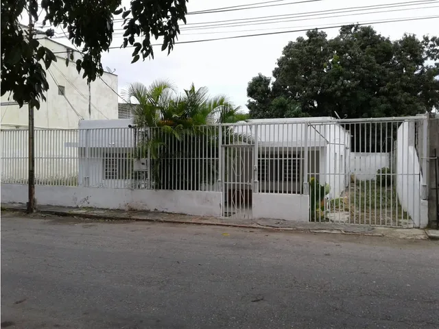 Se Alquila Casa Local Para Uso Comercial  En El Este Barquisimeto