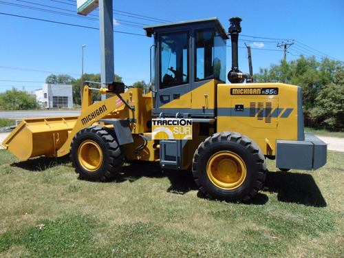 Imagen 11 de 18 de Michigan R55iii 100hp Cummins Convertidor 1 Mts3 Dol Oficial